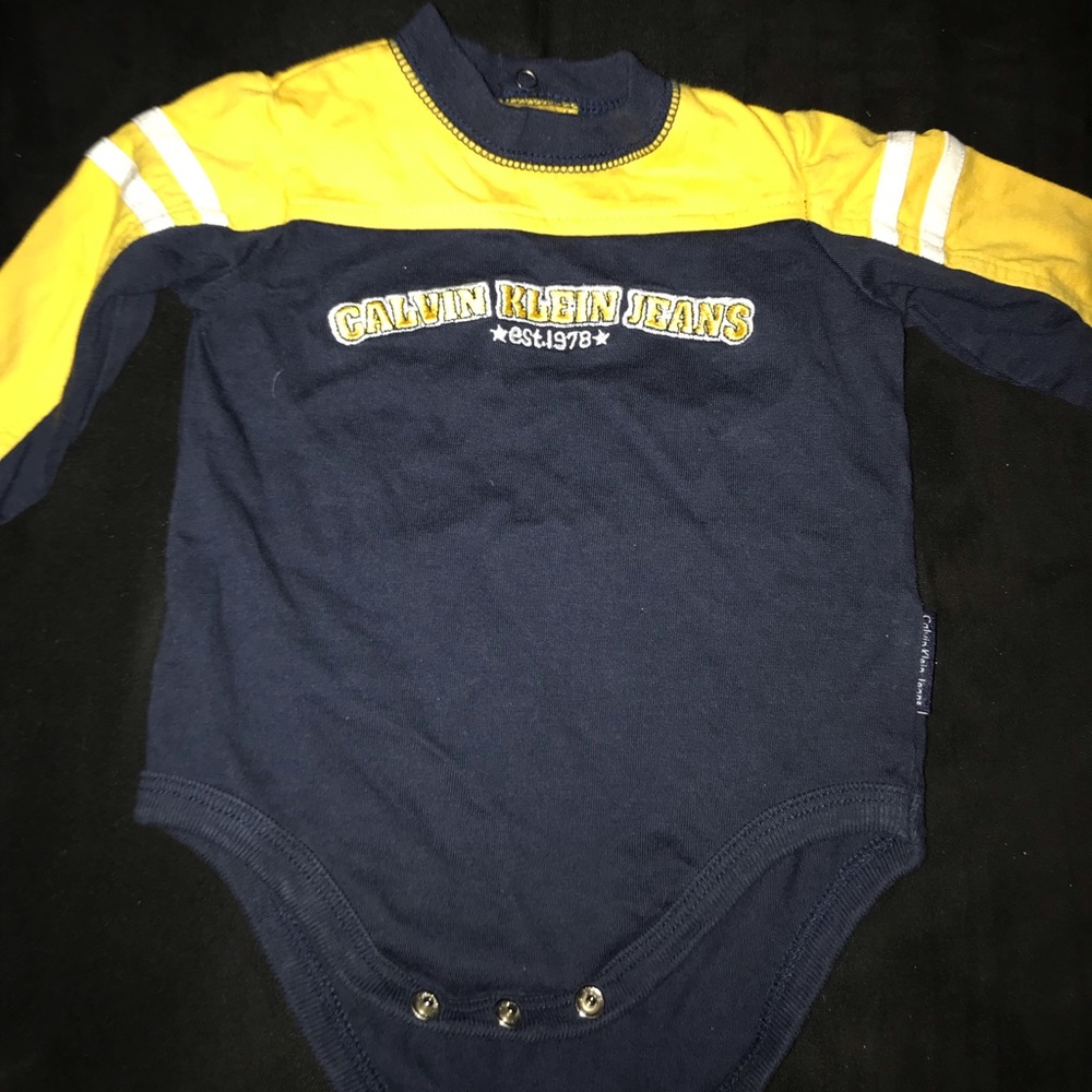 Baby Calvin Klein Jeans tee shirt